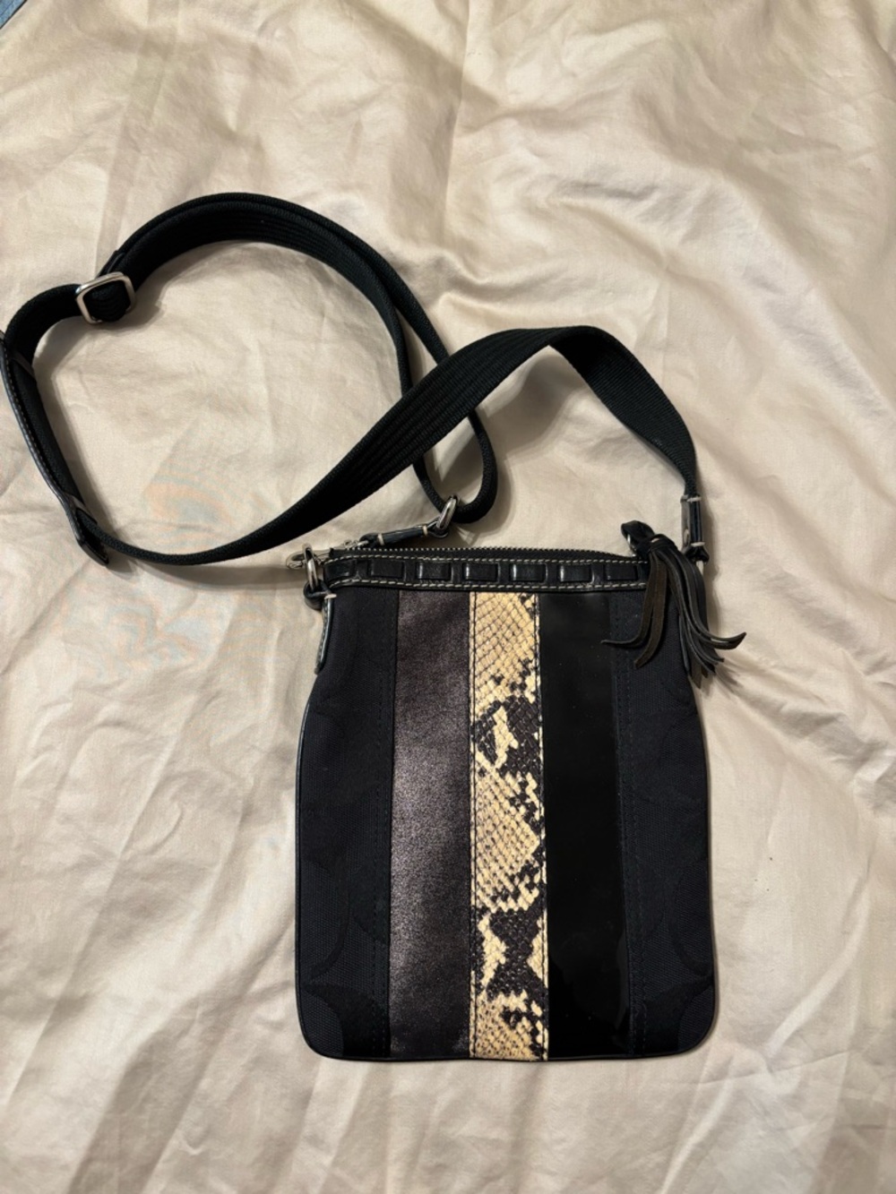 Coach Signature Stripe Patchwork Crossbody Swingpack Bag Black LeatherPython